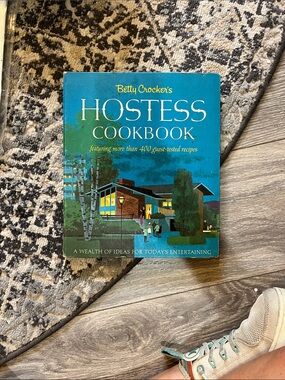Betty Crocker Hostess spiral bound Cookbook - Teal and Yellow Illustrated Cover